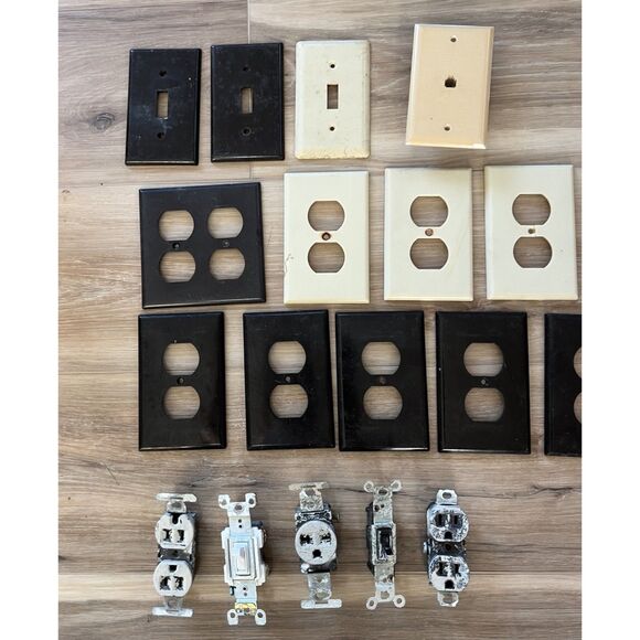 19 pc Light Almond & Brown SwitchPlates Electric Bundle Double Single Bundle Lot - Picture 2 of 3
